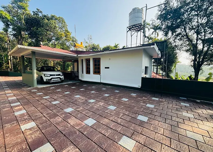 Wayalvaaram Home Stay Wayanad